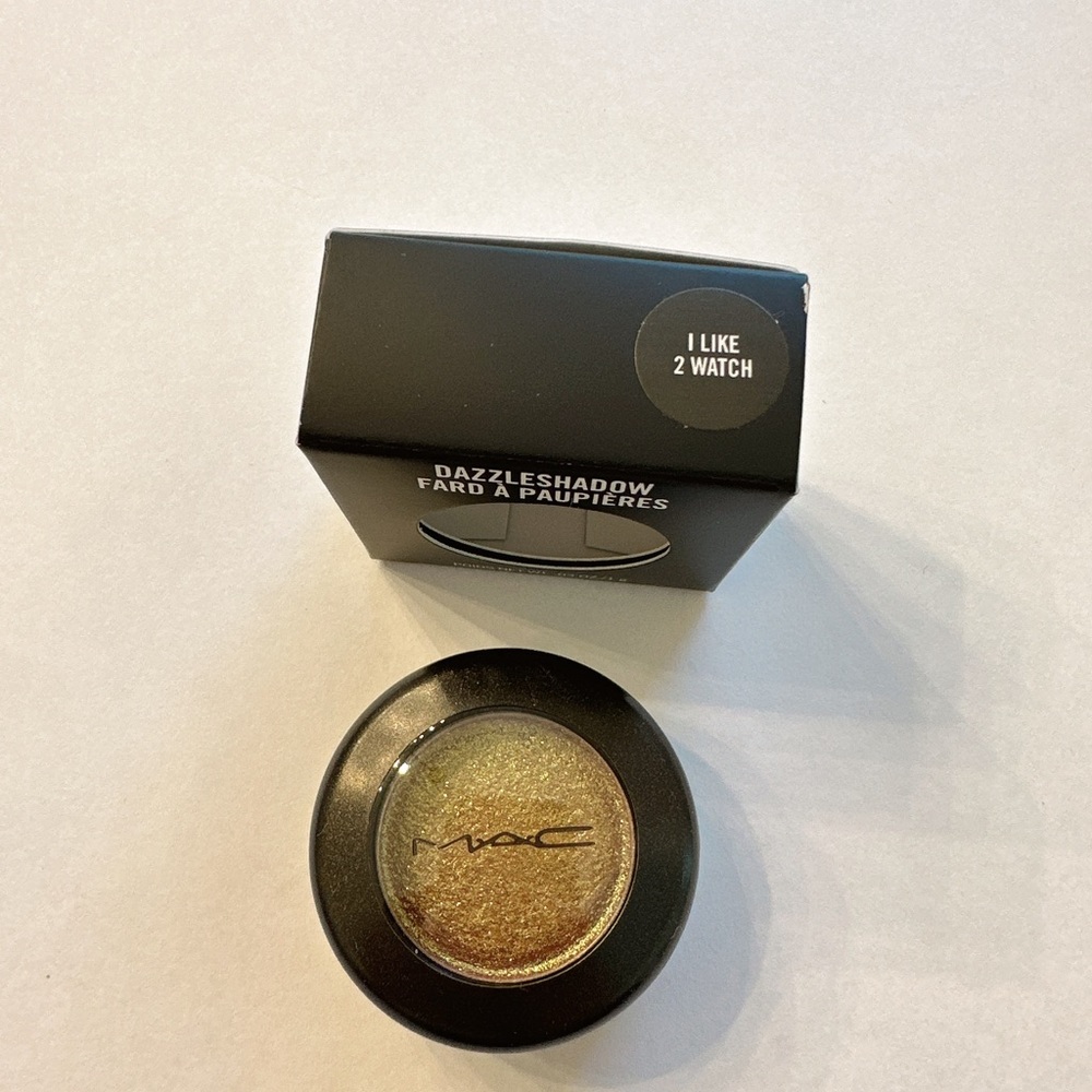MAC dazzle shadow I like to watch NIB 1g